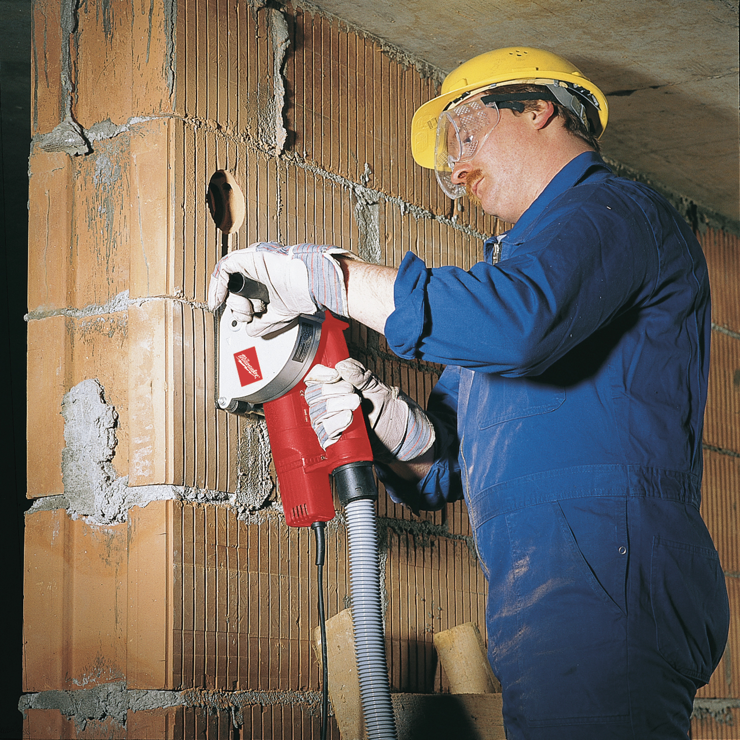 103889_Milwaukee_sleuvenfrees_125mm_1500W_WCE_30_2_p3