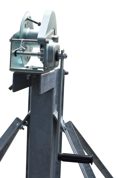 124458_AIC_lichtmast_6_12m_met_T_balk_p2