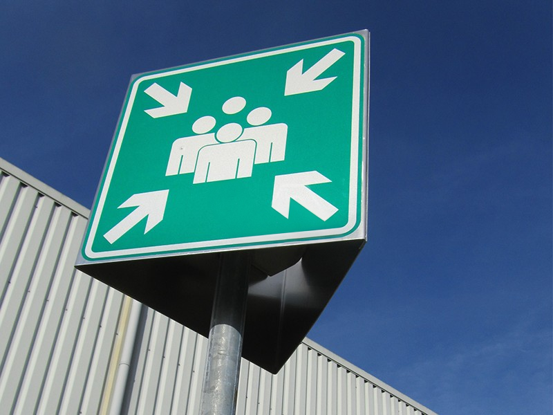 126834_Bord_Verzamelplaats_driezijdig_40_x_40_cm_p5