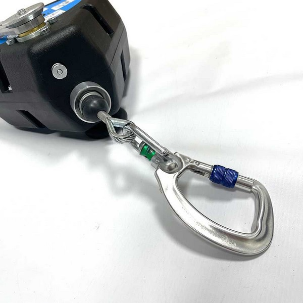 127276_Valstopapparaat_met_geA_ntegreerde_reddingslier_CRW300_25_meter_p3