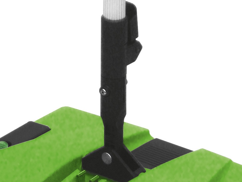 127398_Veegmachine_DiBO_compactveger_Sweeper_370_E_Accu_p4