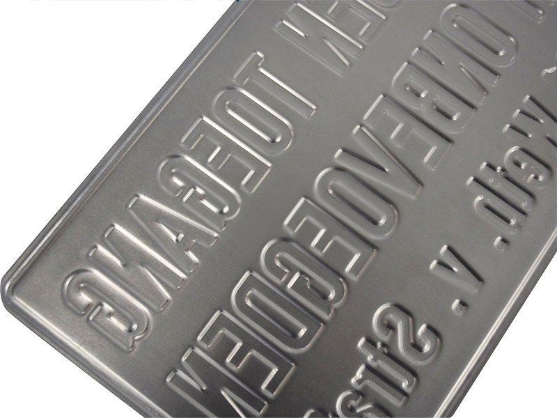 127669_Verboden_Toegang_geperst_metaal_40_x_20_cm_p4