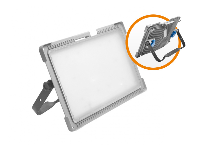 127755_LED_breedstraler_50_Watt_2_contactdozen_Magnum_Future_XL_p1