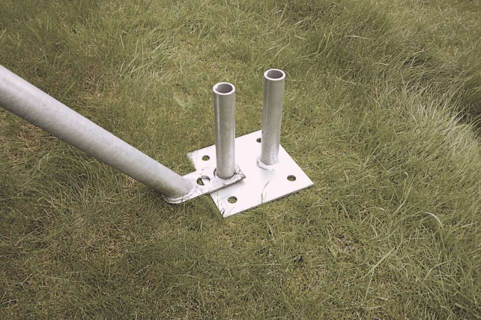 128355_Schoorplaat_klein_voor_bouwhek_Heras_p2