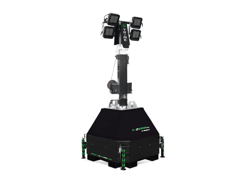 Lichtmast X-Mast 4 x 160 Watt LED