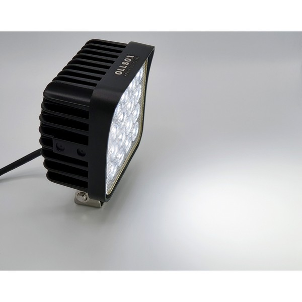 129783_LED_werklamp_Ollson_vierkant_48_Watt_p3
