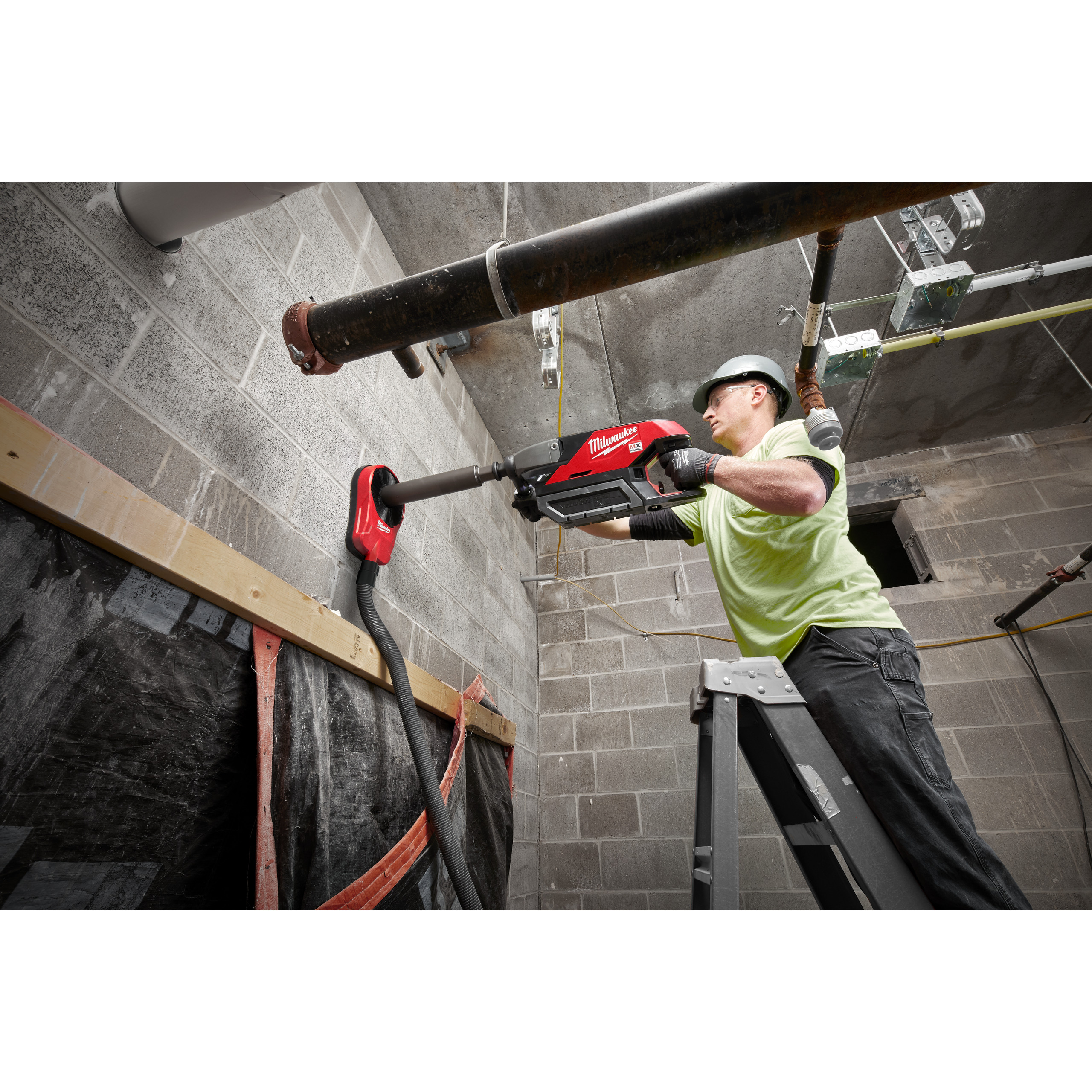 129896_Milwaukee_MX_FUEL_diamantboormachine_150mm_2x_3_0Ah_MXF_DCD150_302C_p6