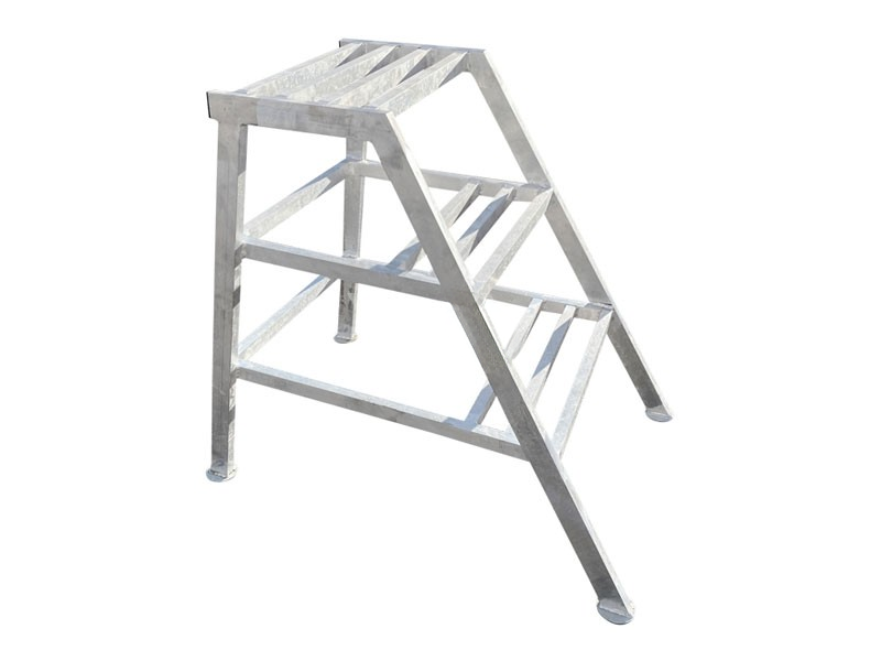 130314_Stuctrap_aluminium_3_treden_75_cm_p1