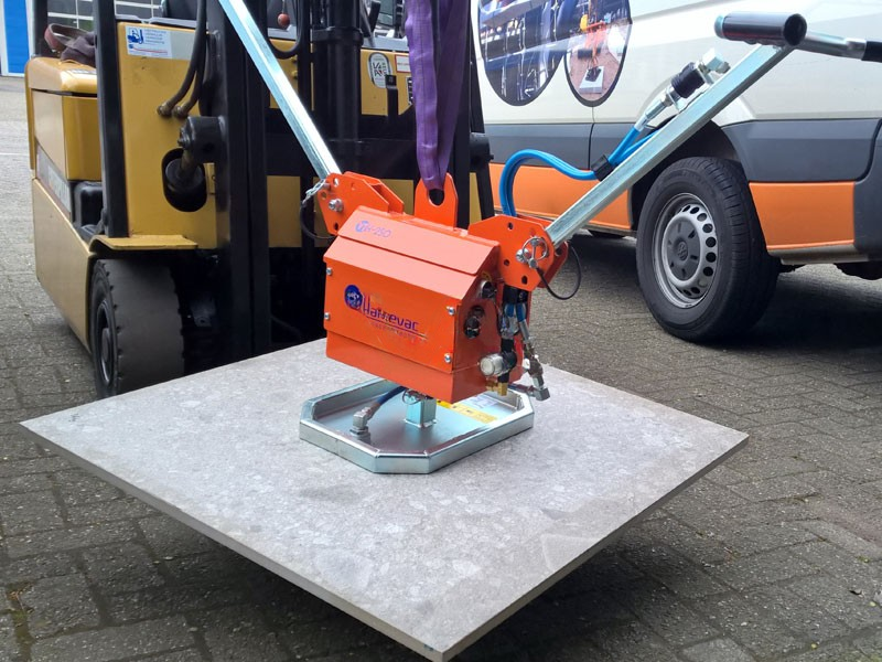 130437_Tegeltiller_Hamevac_VTH_250_A_12_volt_ACCU_p4