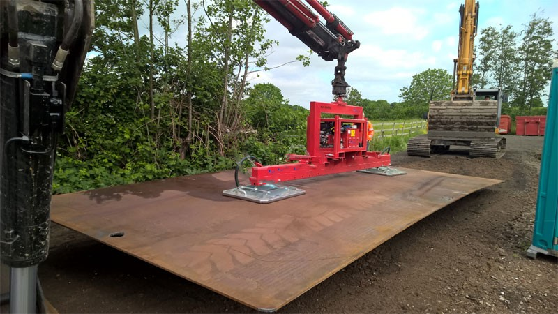 130483_VacuA14m_hijsunit_Hamevac_VHU_3000_BER_Radiobediend_p3