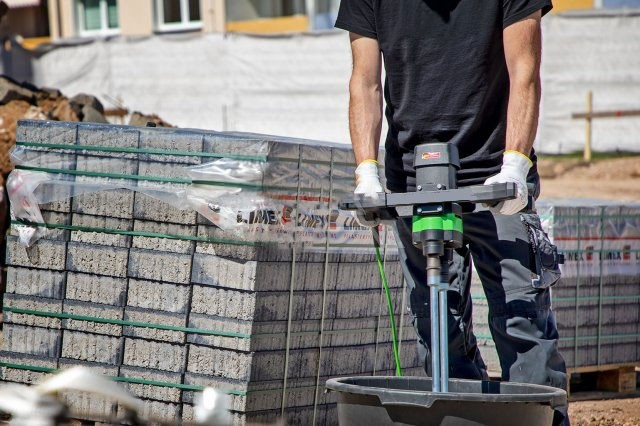 131078_Mortelmixer_Swinko_EZR_24_R_RL_a_1800W_incl_gardes_p5