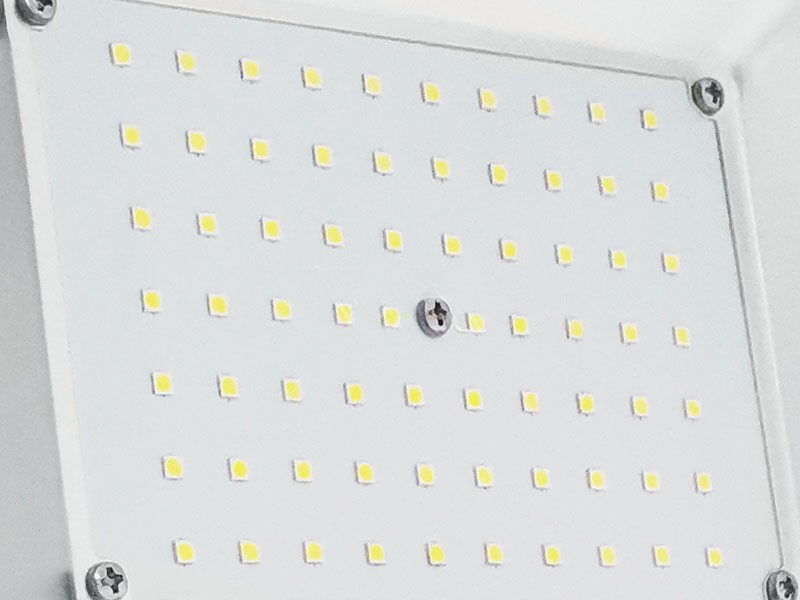 131254_LED_bouwlamp_Vetec_20_W_kl1_Saturno_20S_met_sensor_p3