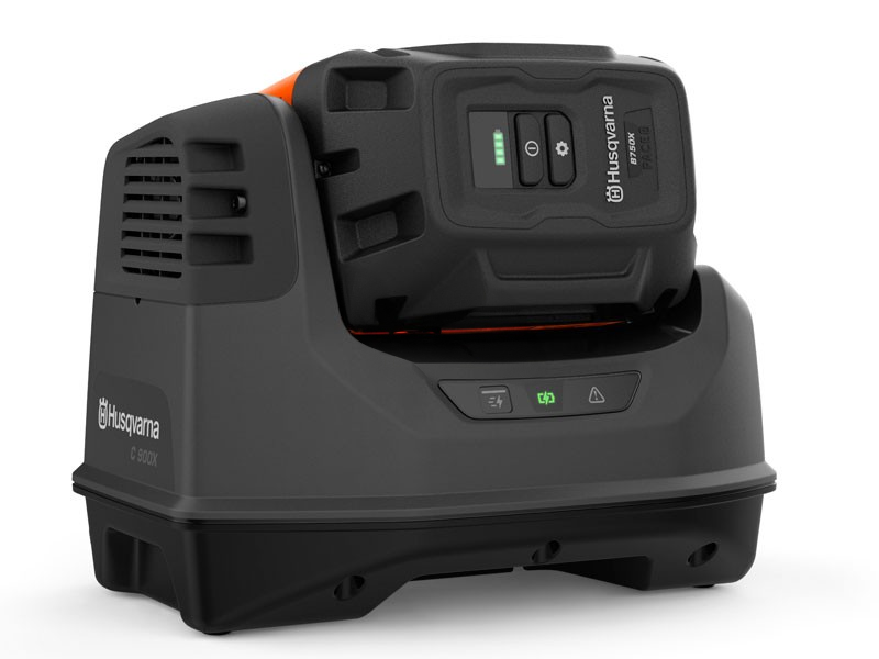 131289_Husqvarna_acculader_PACE_C1800X_p2