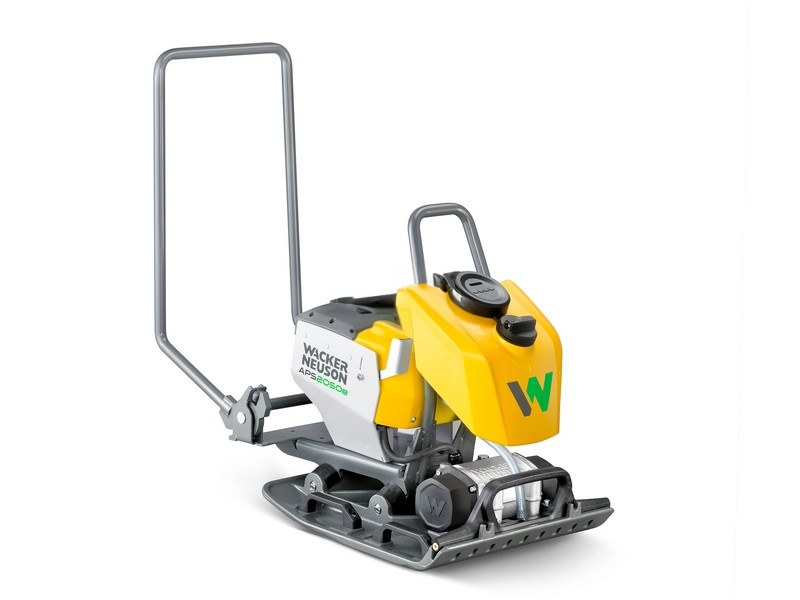 131565_Trilplaat_op_accu_Wacker_APS_2050_we_met_watertank_p2