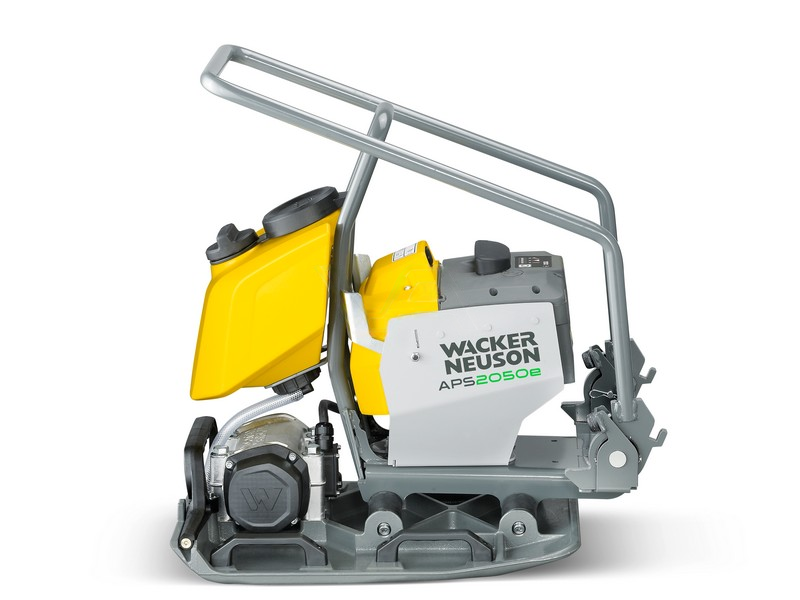 131565_Trilplaat_op_accu_Wacker_APS_2050_we_met_watertank_p7