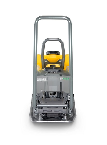 131565_Trilplaat_op_accu_Wacker_APS_2050_we_met_watertank_p9