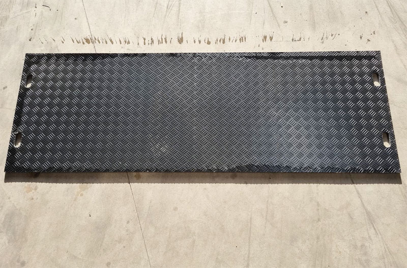 131800_Rijplaat_kunststof_HD_3_x_1m_x_15_mm_p3