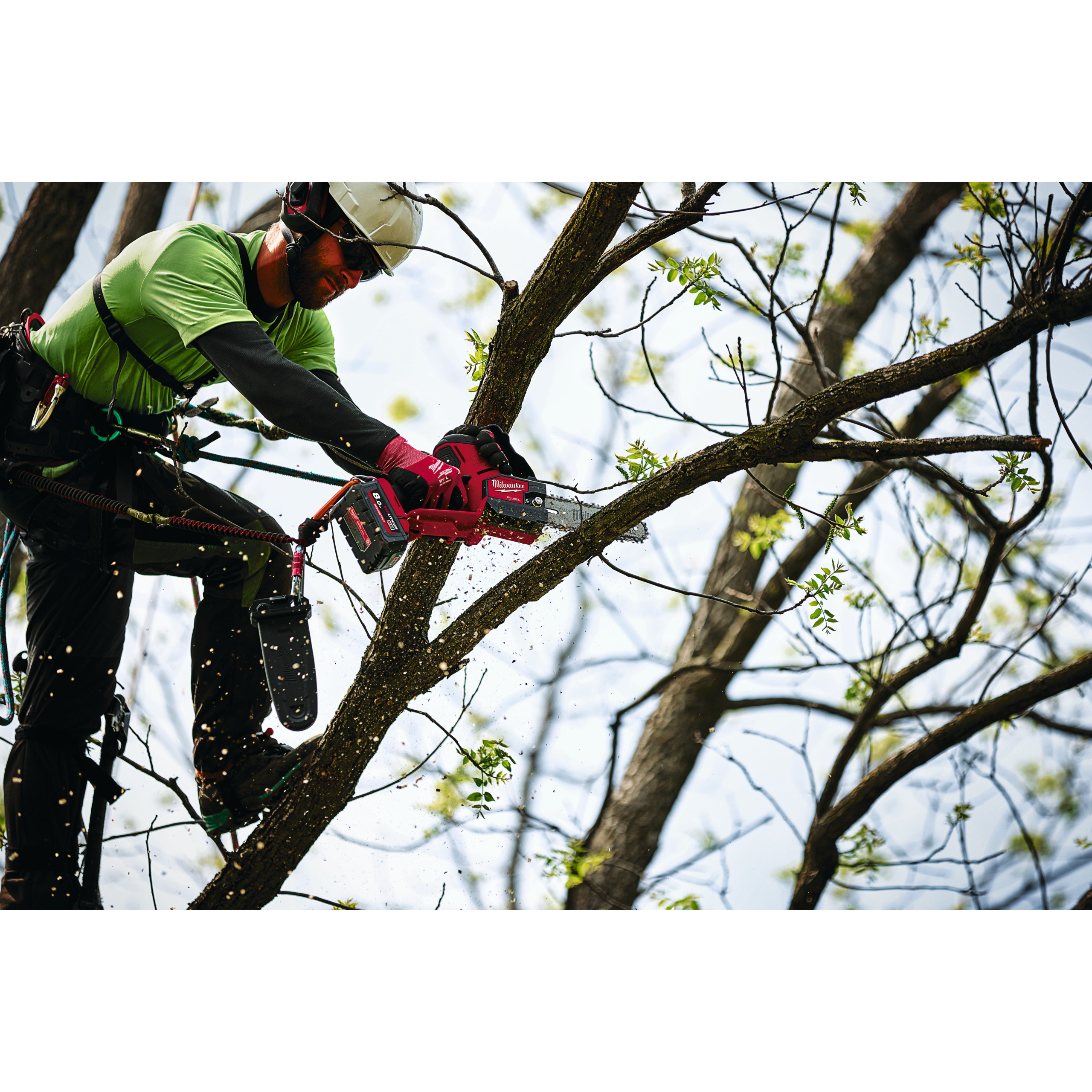 131903_Milwaukee_18V_snoeizaag_20cm_FUEL_HATCHET_M18_FHS20_0_p9