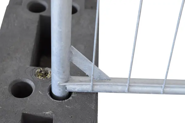 132463_Bouwhek_exclusief_3_5x2m_32kg_naverzinkt__tussenstaander_en_hoekversteviging_p2