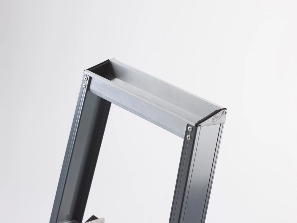 133810_Altrex_Falco_bordestrap_8_treden_FEO_8_p4