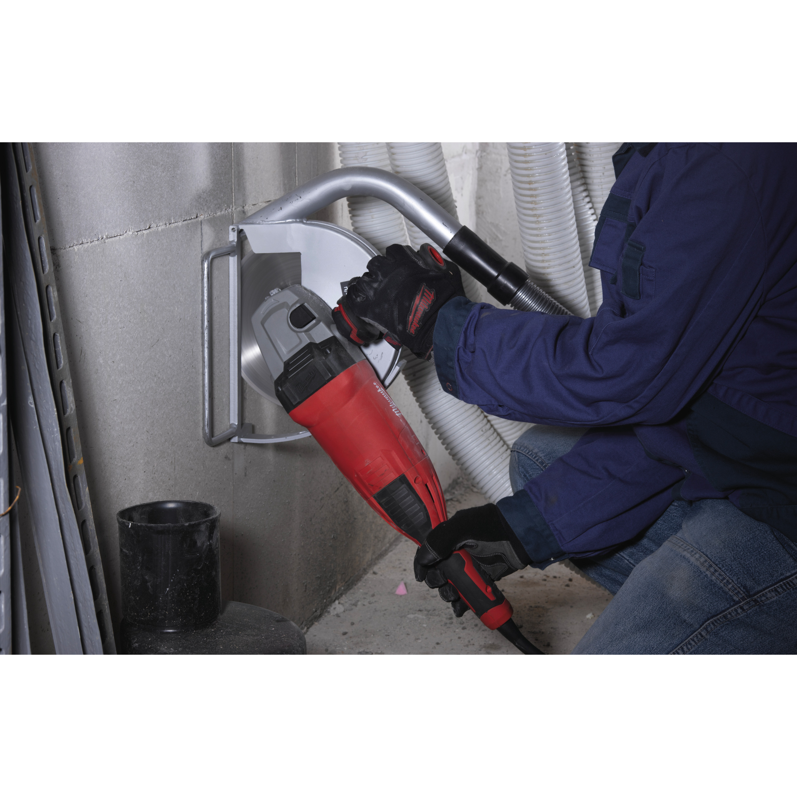136969_Milwaukee_haakse_slijper_230mm_2200W_AVS_AGV_22_230_E_p4