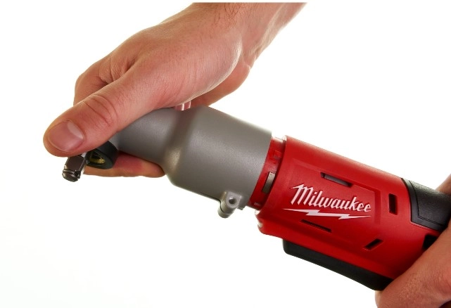 136997_Milwaukee_haakse_slagmoersleutel_M18_BRAIW_0_76Nm_3_8___p5