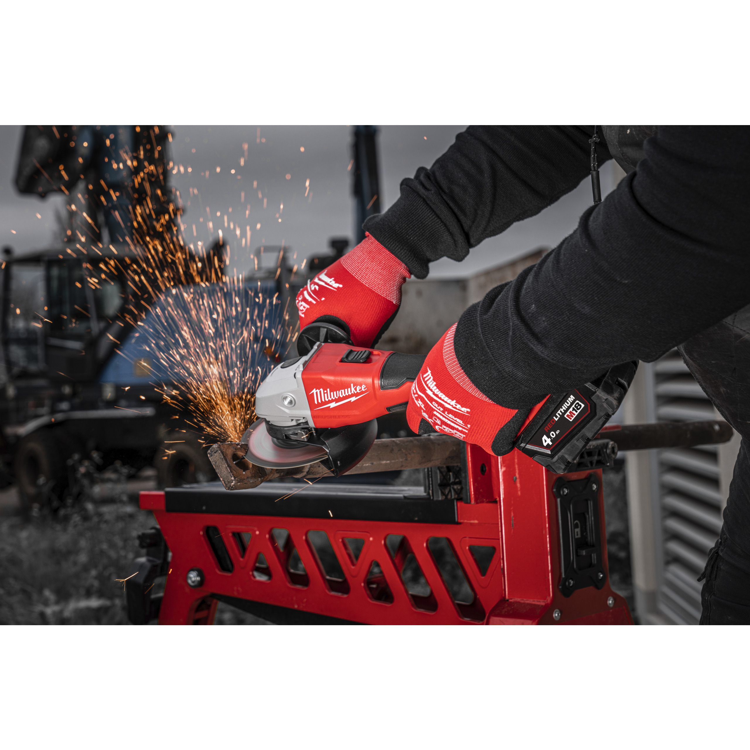 137180_Milwaukee_18V_haakse_slijper_125mm_brushless_M18_BLSAG125X_0_p4