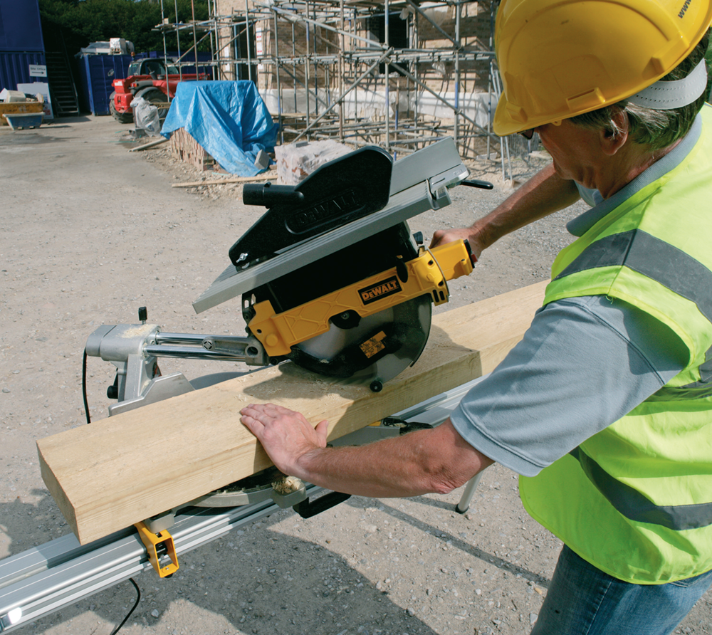 138119_Dewalt_afkort_tafelzaag_305mm_1600W_D27112_QS_p5