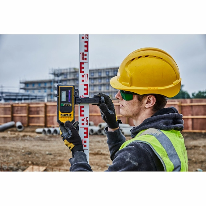138148_Dewalt_18V_roterende_laser_groen_IP67_Bluetooth_1_x_2_0Ah_DCE080D1GS_QW_p7