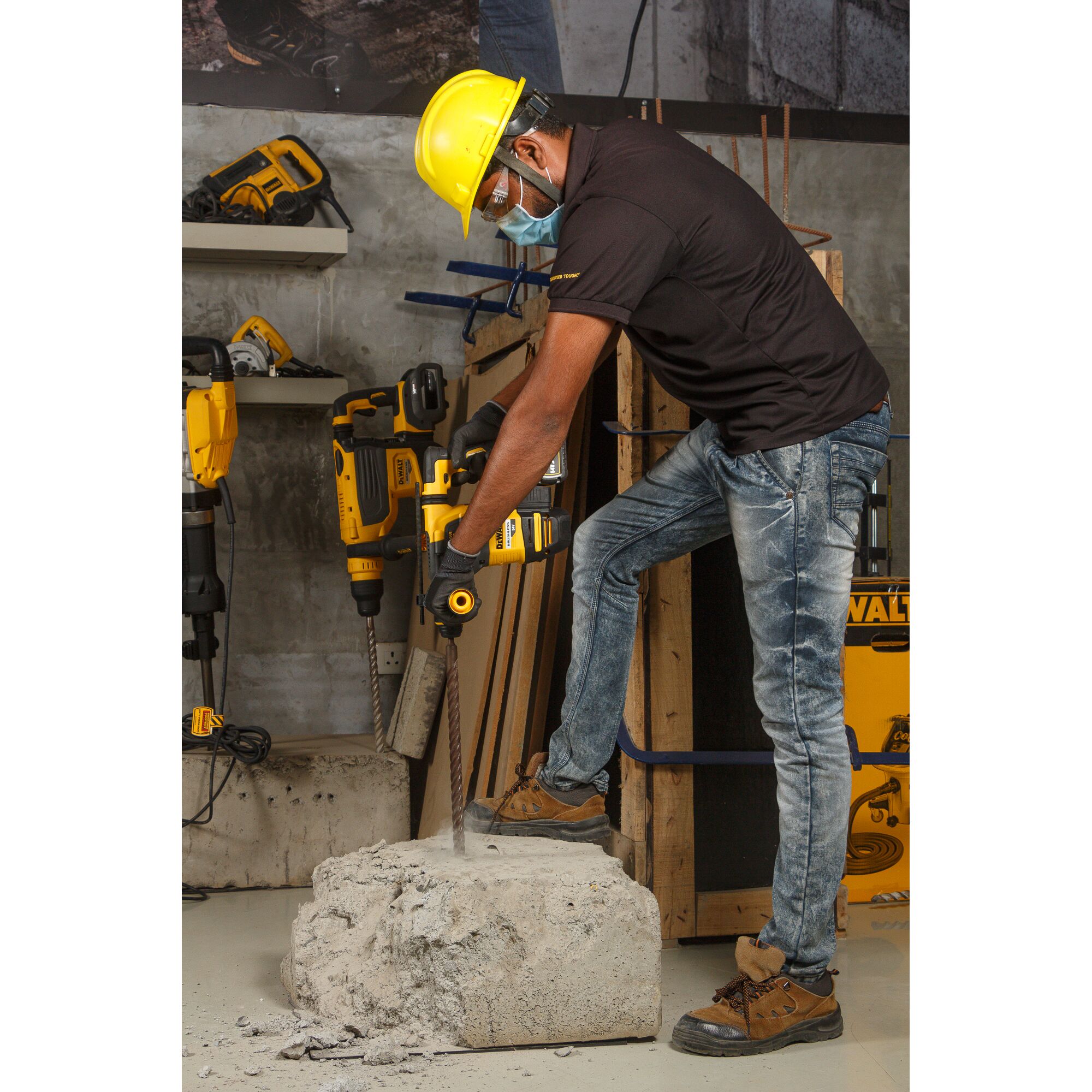 138193_Dewalt_54V_combihamer_30mm_SDS_plus_3_5J_Flexvolt_DCH333NT_XJ_p6