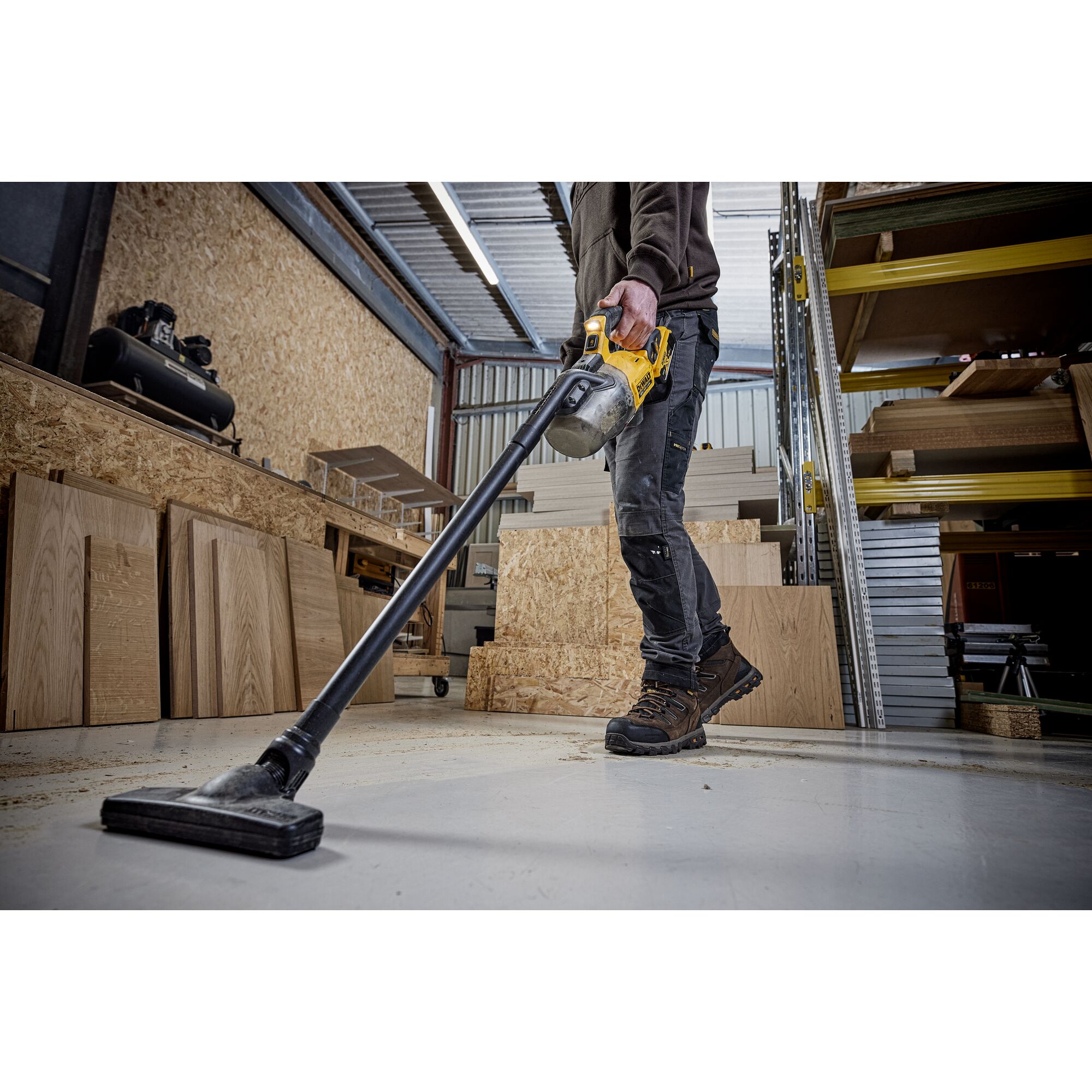 138275_Dewalt_18V_handstofzuiger_0_7L_L_klasse_met_acc_DCV501LN_XJ_p7