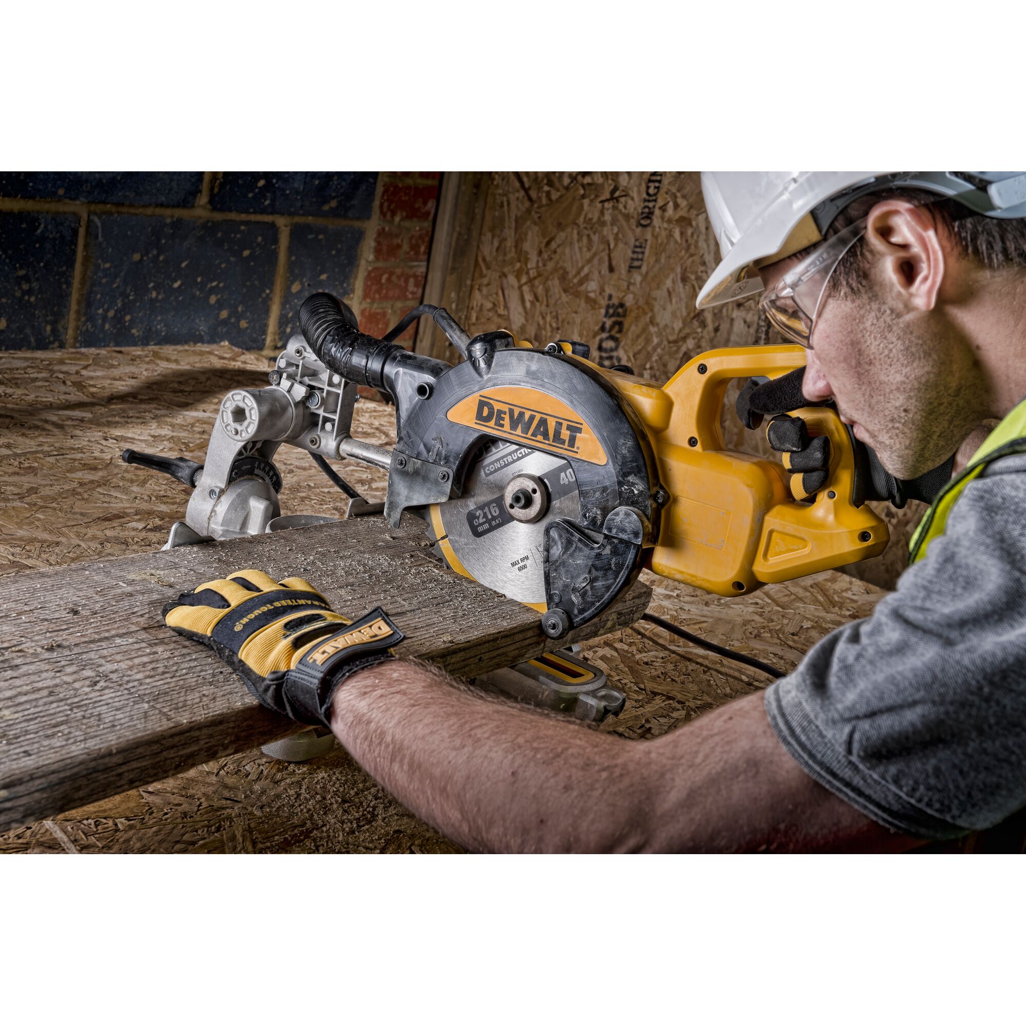 138340_Dewalt_afkort_verstekzaag_216mm_1300W_DWS773_QS_p7