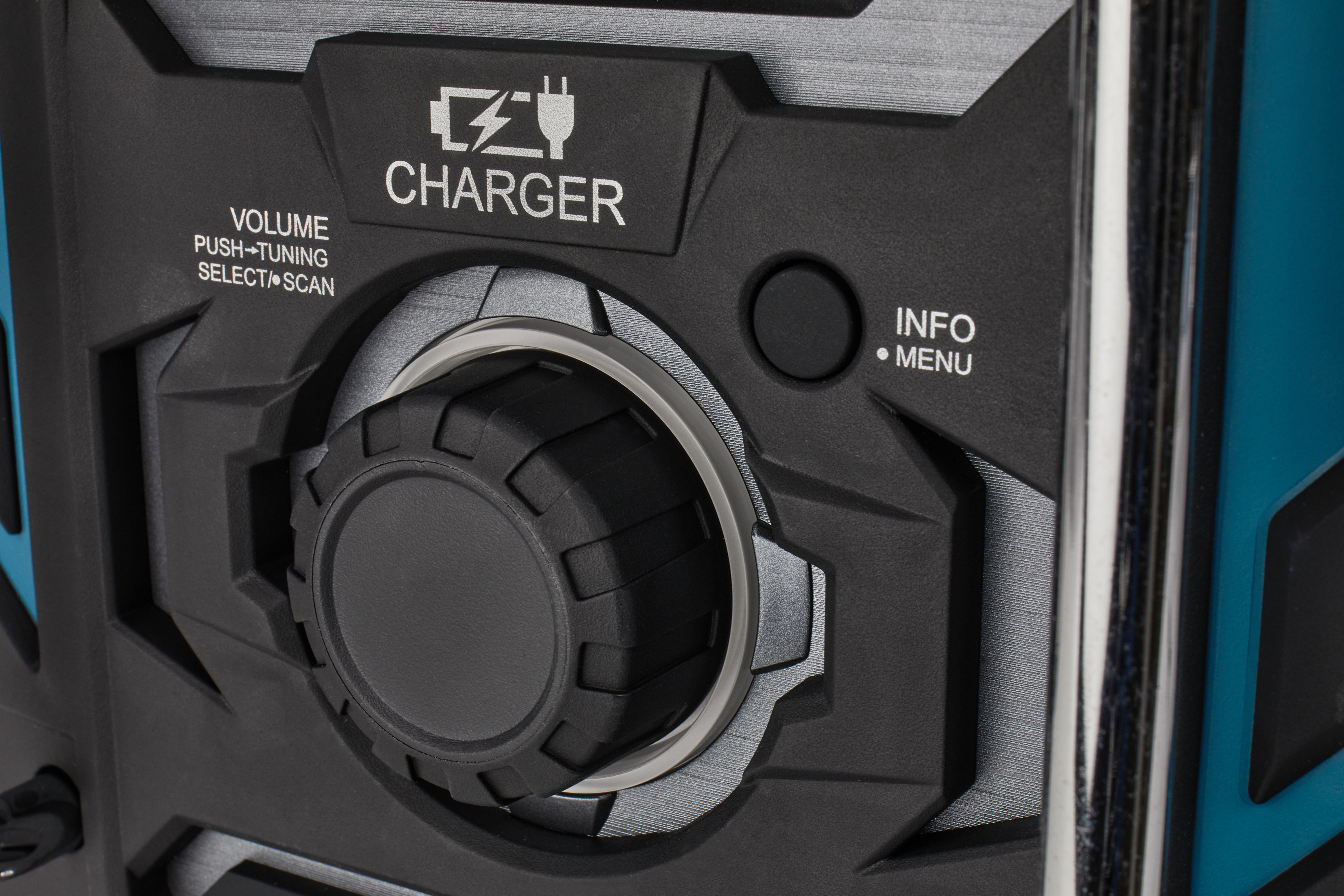 139512_Makita_bouwradio_DMR301_12_14_18V_FM_DAB__BT_met_lader_p5