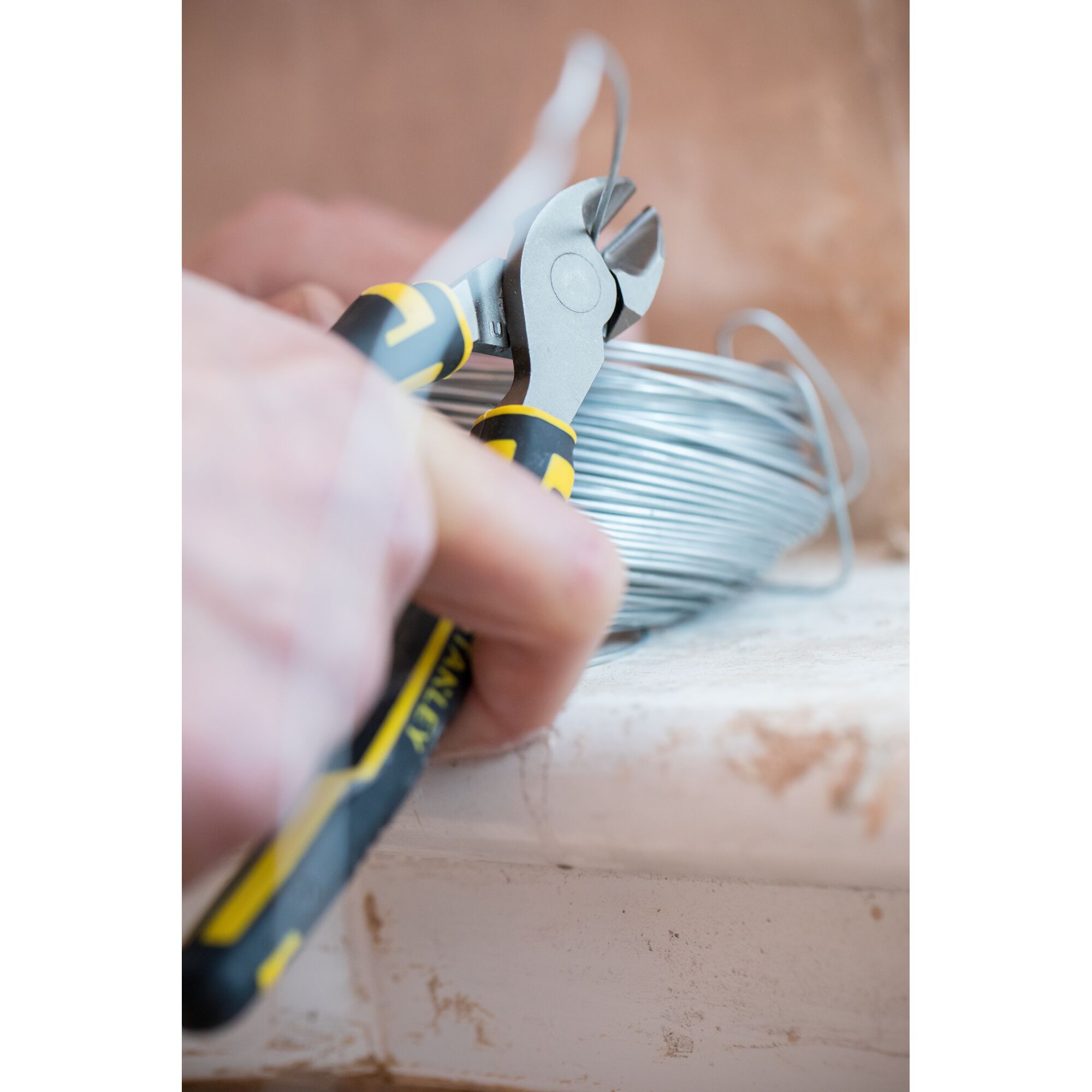 139987_Stanley_FATMAX_Zijsnijtang_200mm_0_89_859_p5