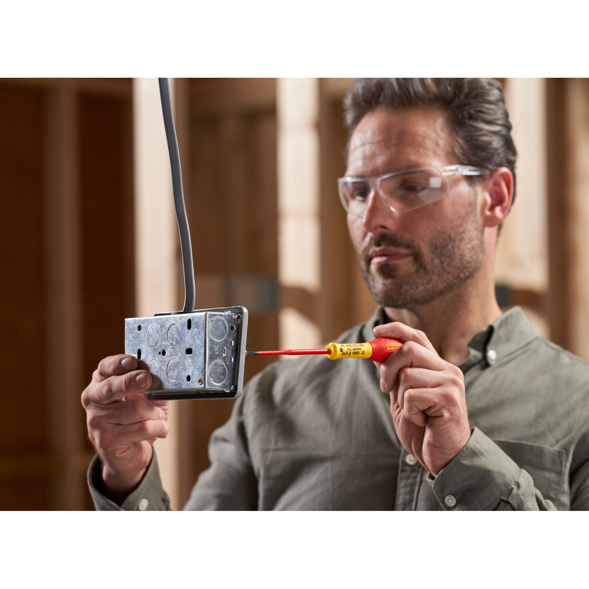 140202_Stanley_FATMAX_Schroevendraaierset_Pro_VDE_5_delig_PH_Smalle_Tip_XTHT0_62692_p3