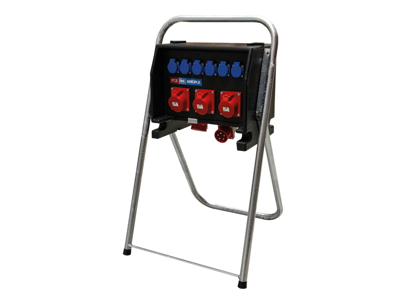 Verdeelkast 32A 1x32A/4p 2x 32A/5p 6x230V + onderstel