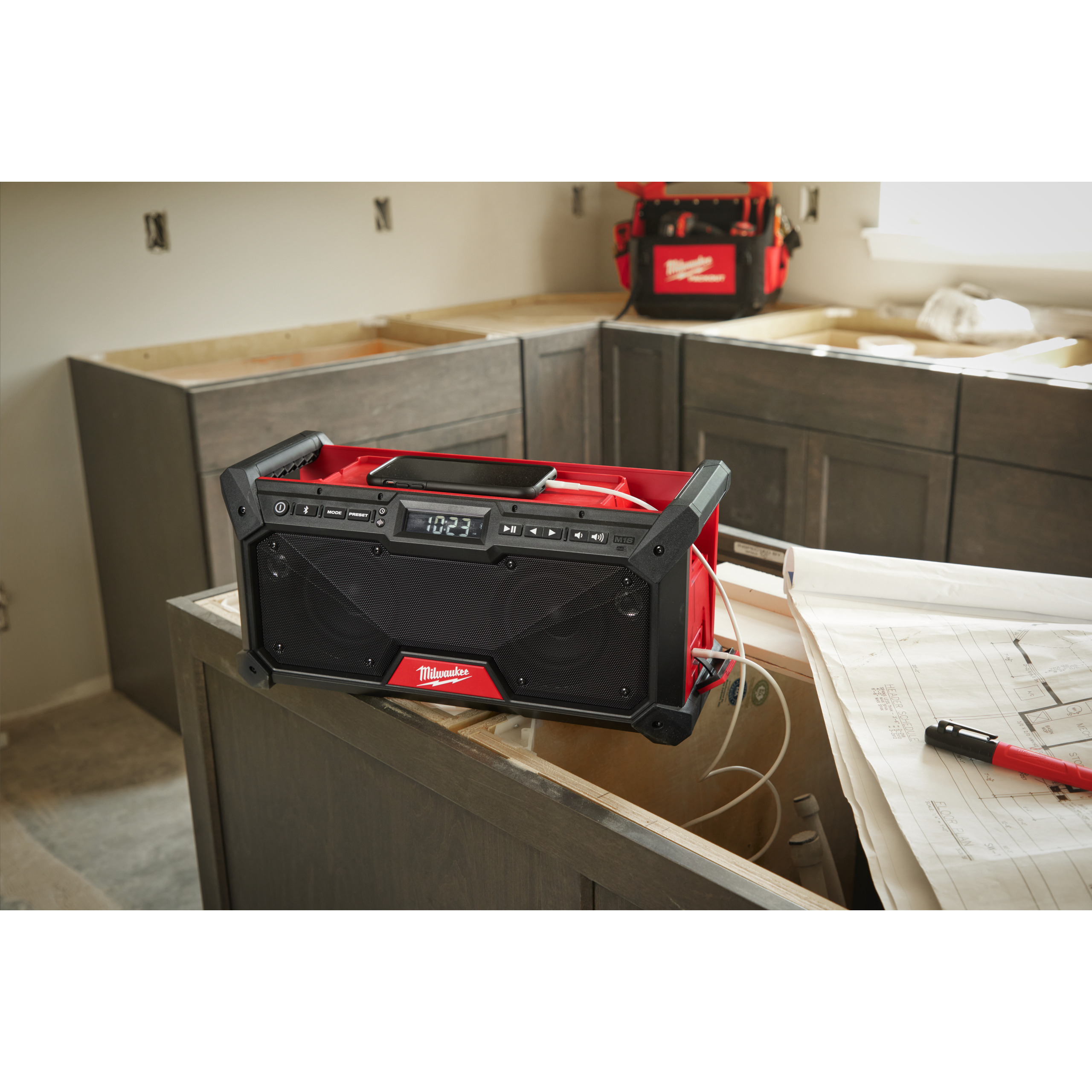 144878_Milwaukee_18V_radio_jobsite_DAB__M18_RADDAB_G2_0_p10
