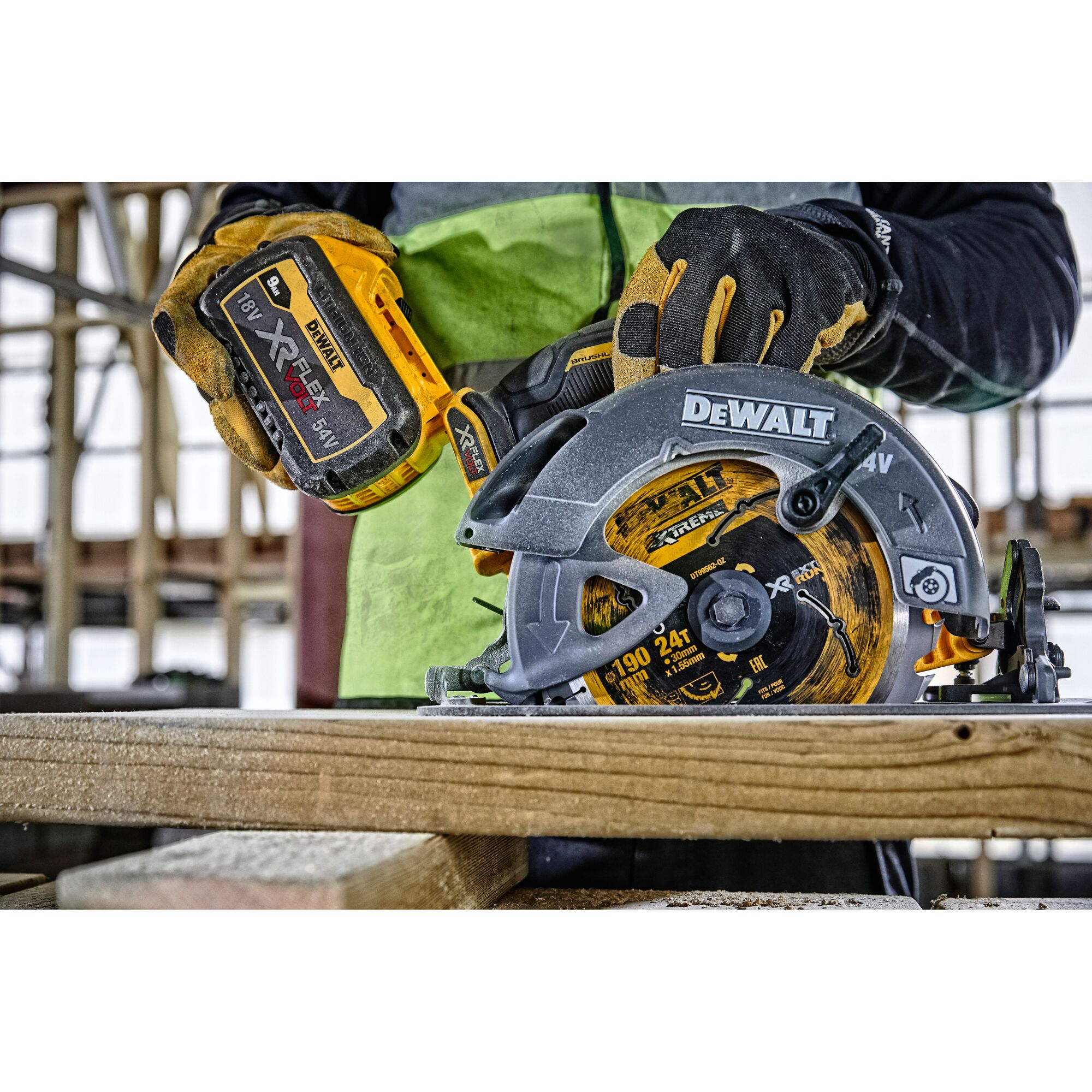 145331_Dewalt_54V_cirkelzaag_190_67mm_Flexvolt_DCS578NT_XJ_p6