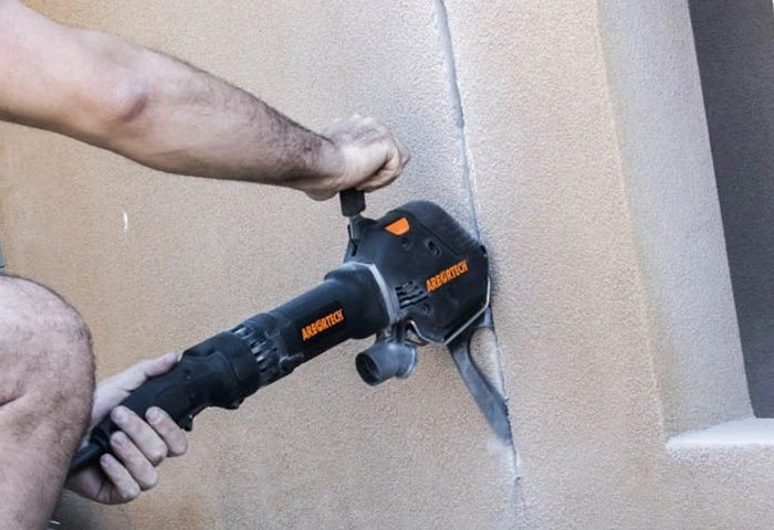 146871_Arbortech_AS_200X_steenzaag_voor_metselwerk_p6