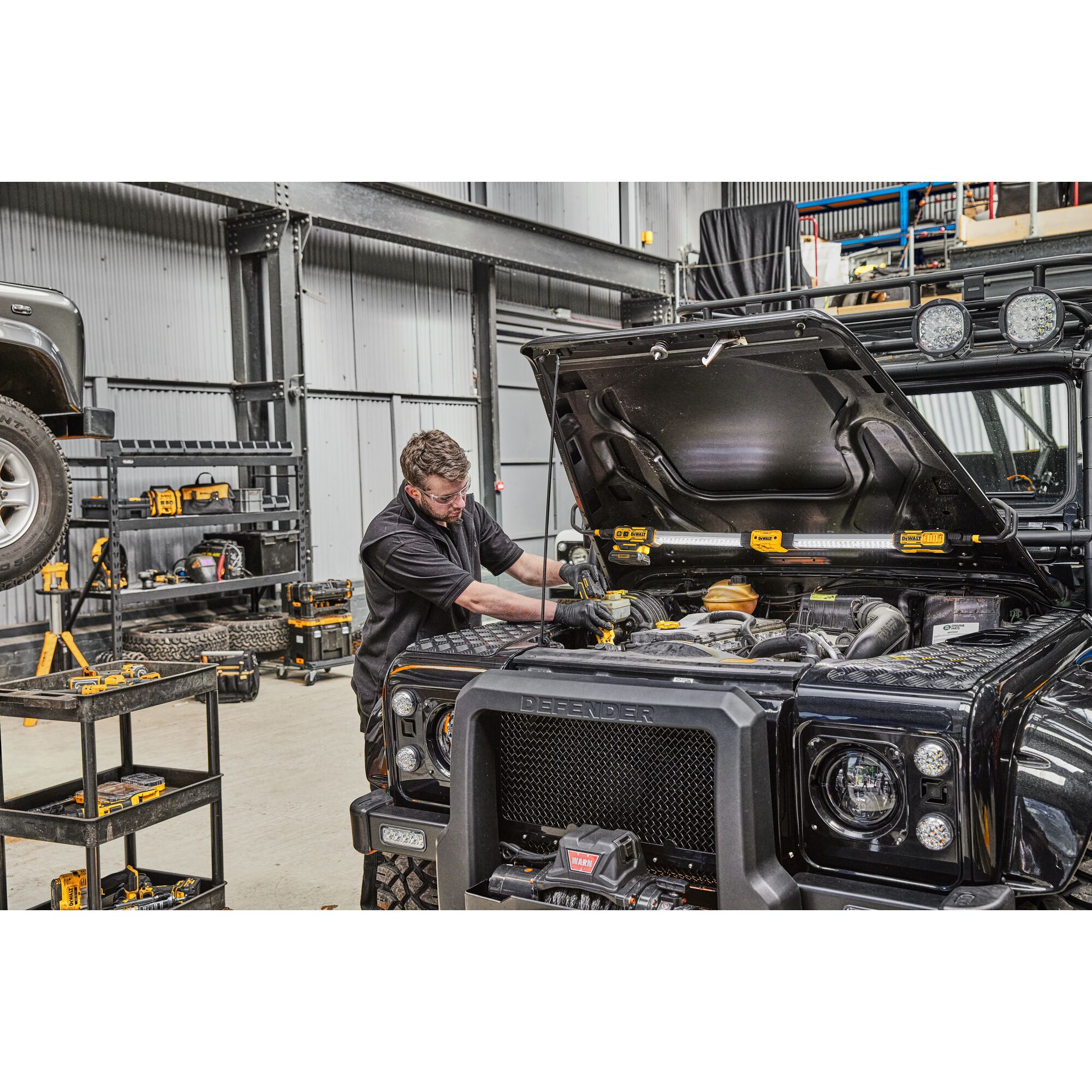 147472_DeWalt_12_18V_LED_lichtbalk_1650_lm_DCL045_XJ_p4