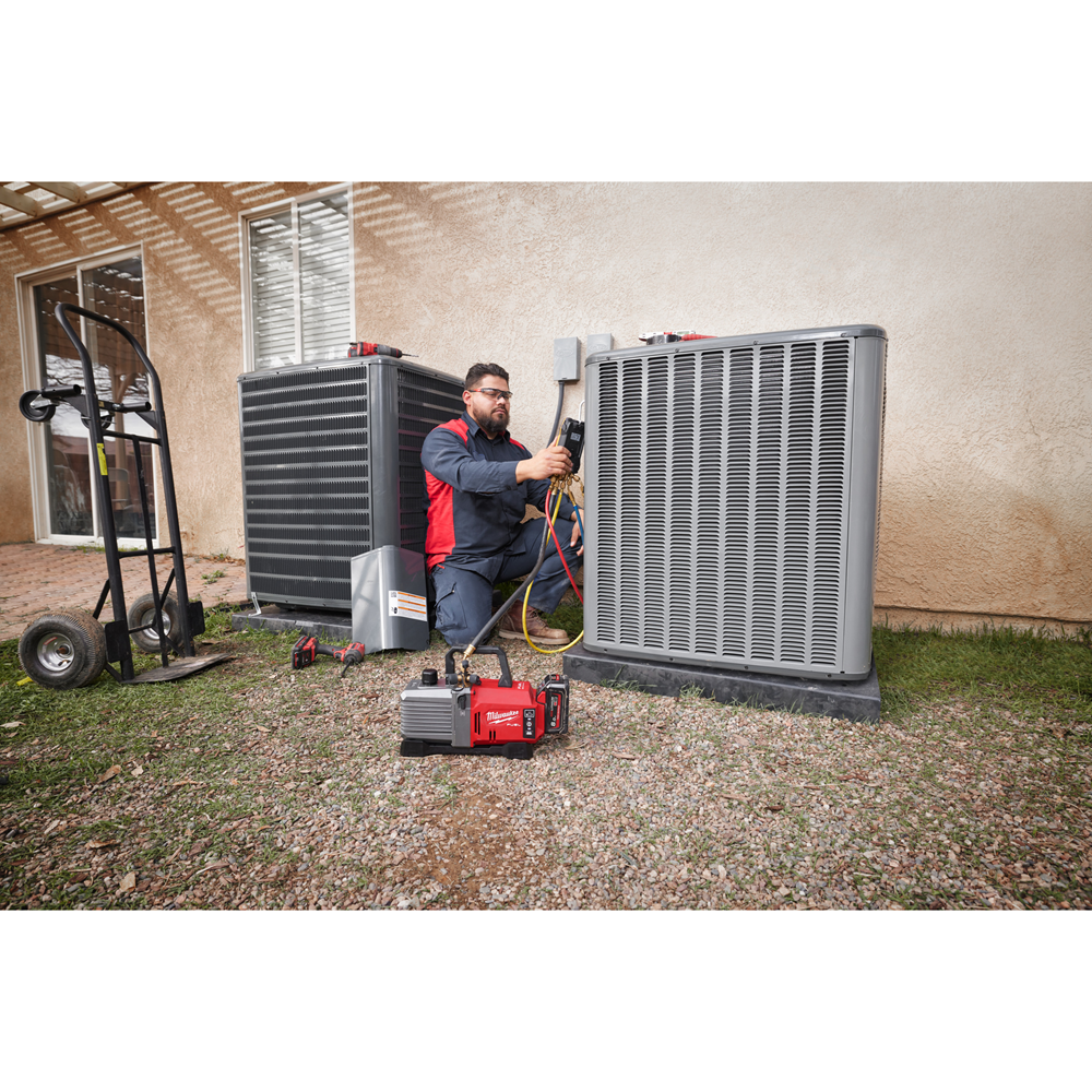 147599_Milwaukee_18V_vacu_mpomp_FUEL_5_CFM___141_L_min_M18_FVP5_0_p6