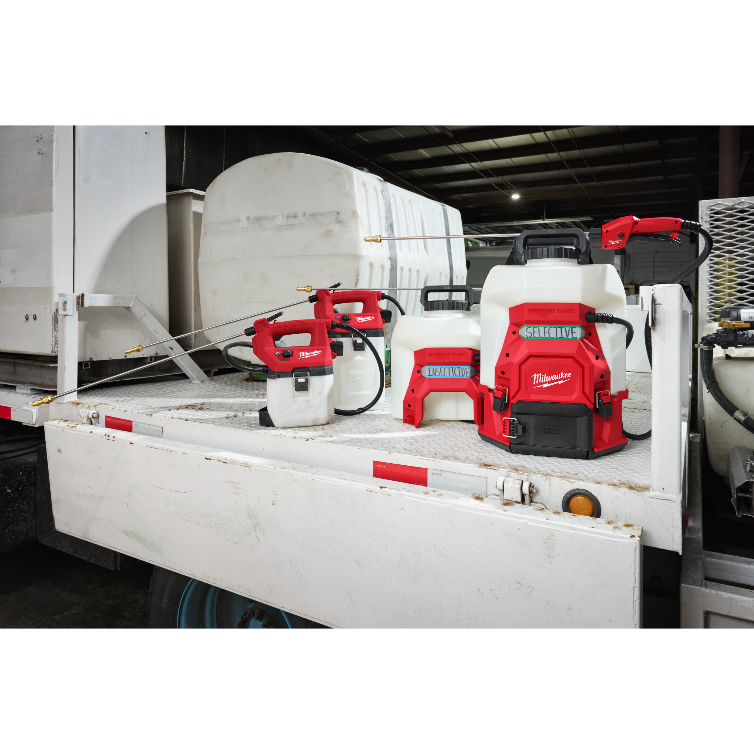147623_Milwaukee_18V_basis_rugzak_pompsproeier_SWITCH_TANK_M18_BBPFP2_0_p2