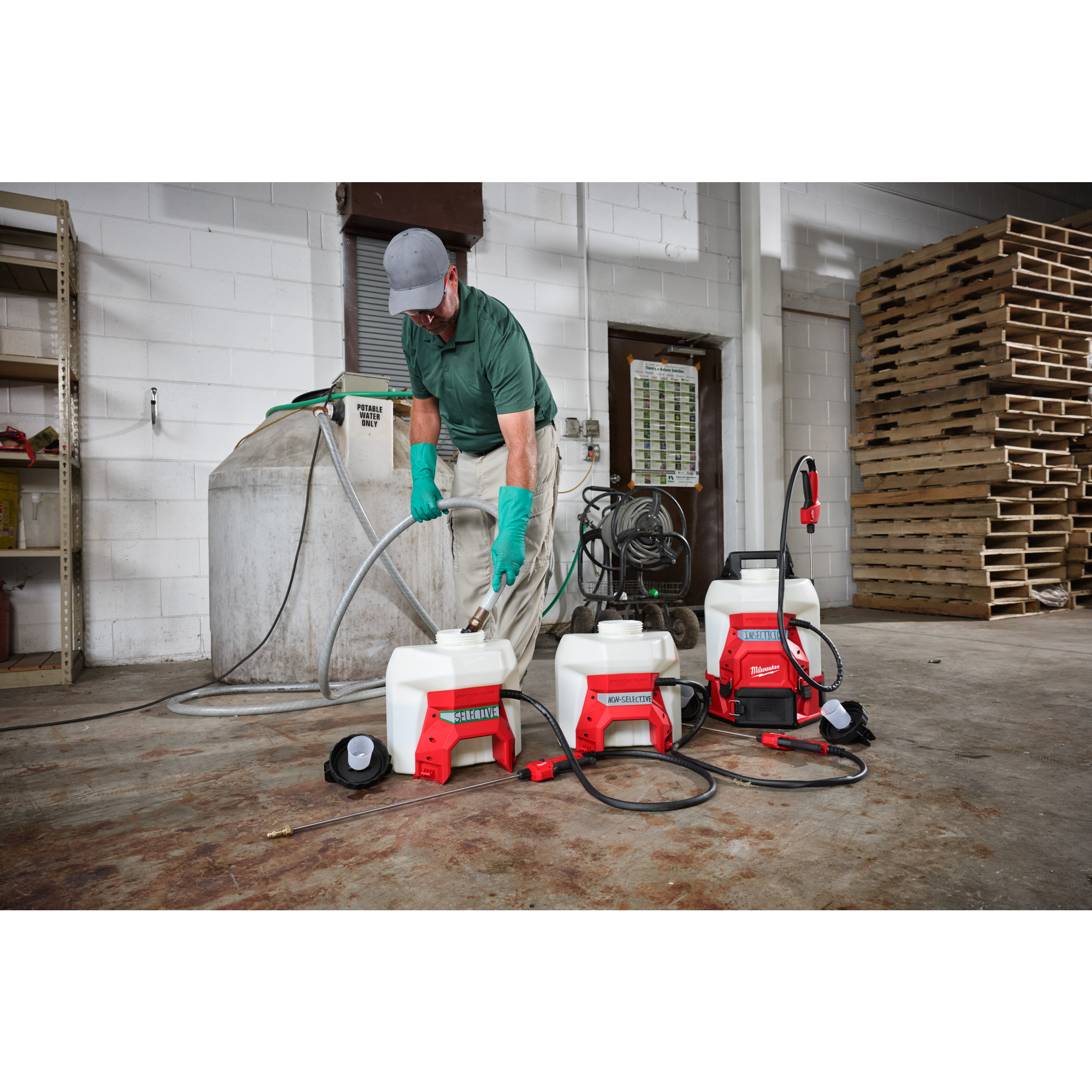 147623_Milwaukee_18V_basis_rugzak_pompsproeier_SWITCH_TANK_M18_BBPFP2_0_p3