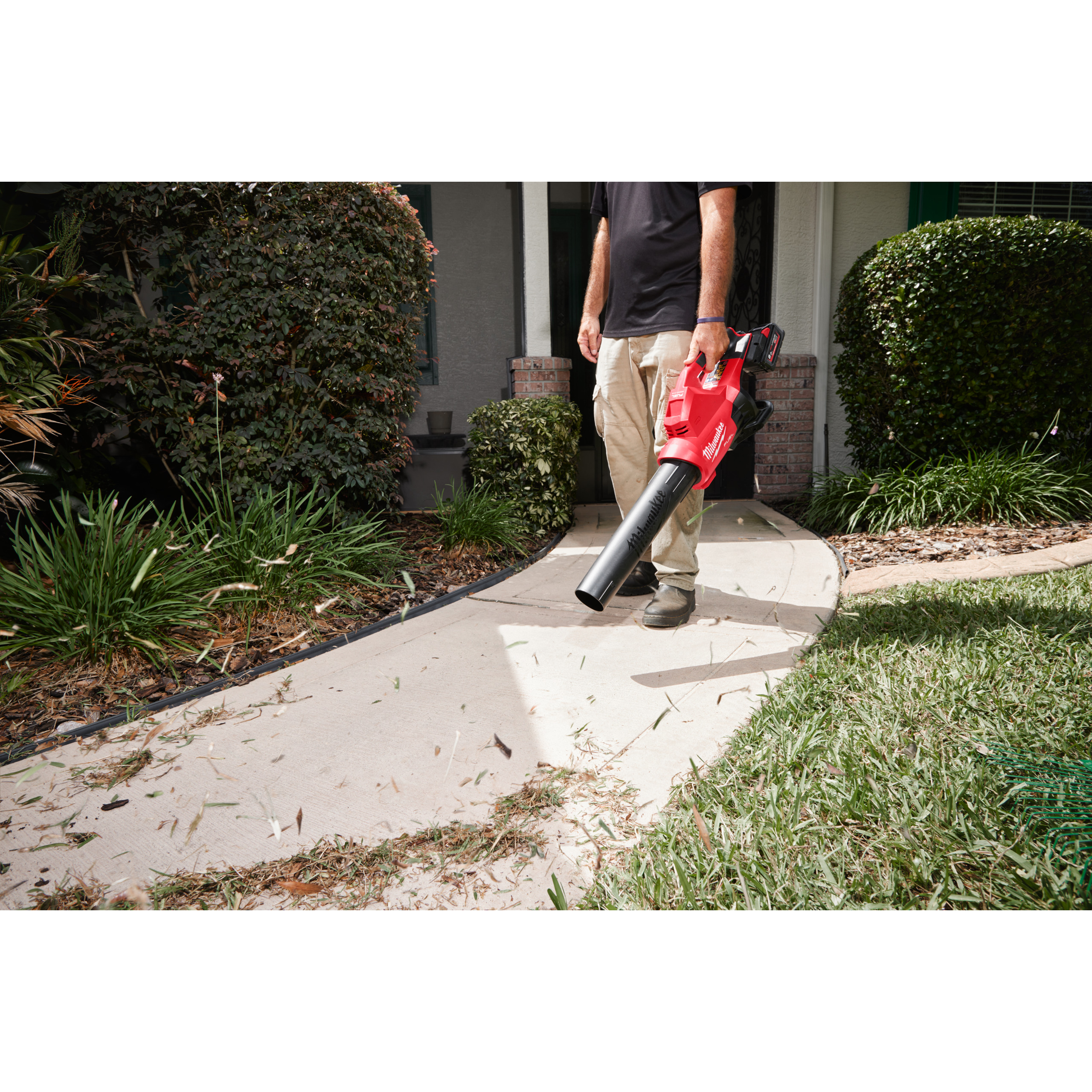 147648_Milwaukee_18V_bladblazer_FUEL_dual_battery_M18_F2BL_0_p8