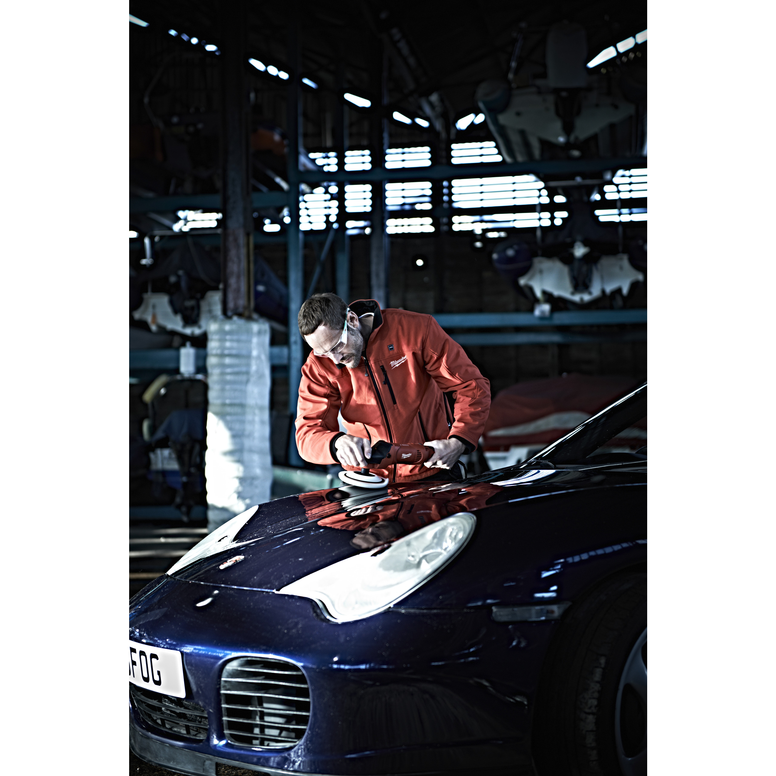 147667_Milwaukee_polijstmachine_1450W_AP_14_2_200_E_p4