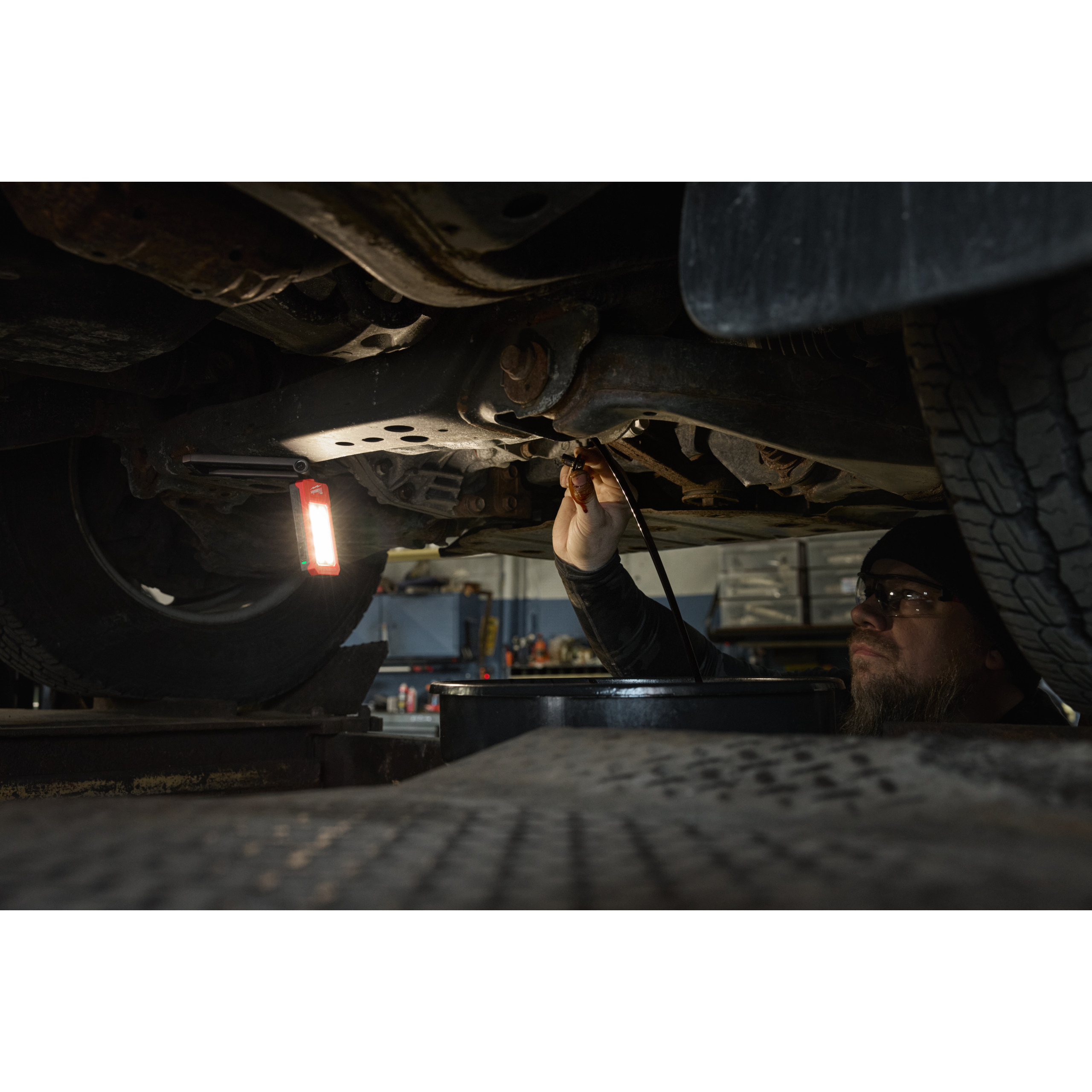 147960_Milwaukee_LED_schijnwerper_mini_inklapbaar_USB_oplaadbaar_IR_FFL_p3