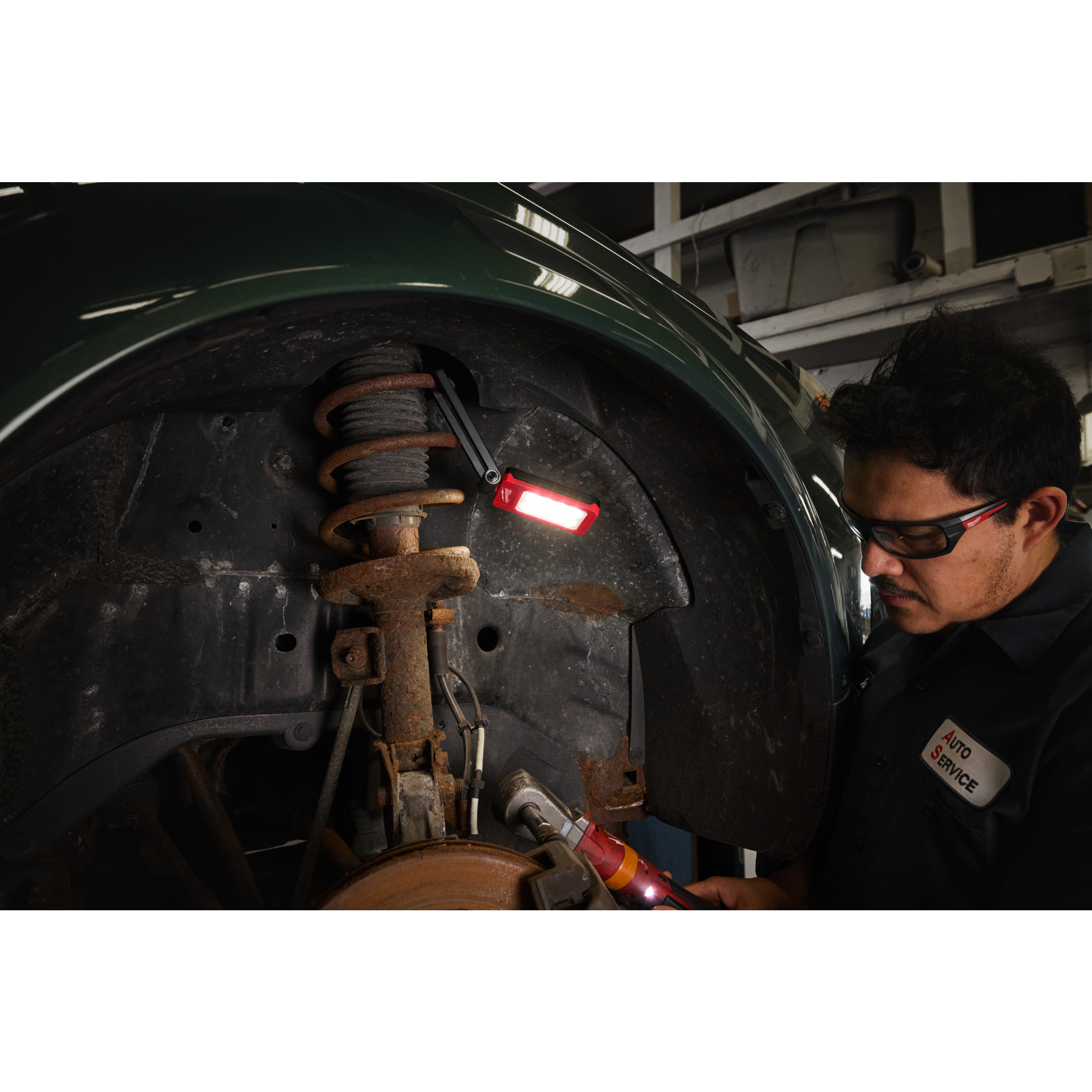 147960_Milwaukee_LED_schijnwerper_mini_inklapbaar_USB_oplaadbaar_IR_FFL_p4