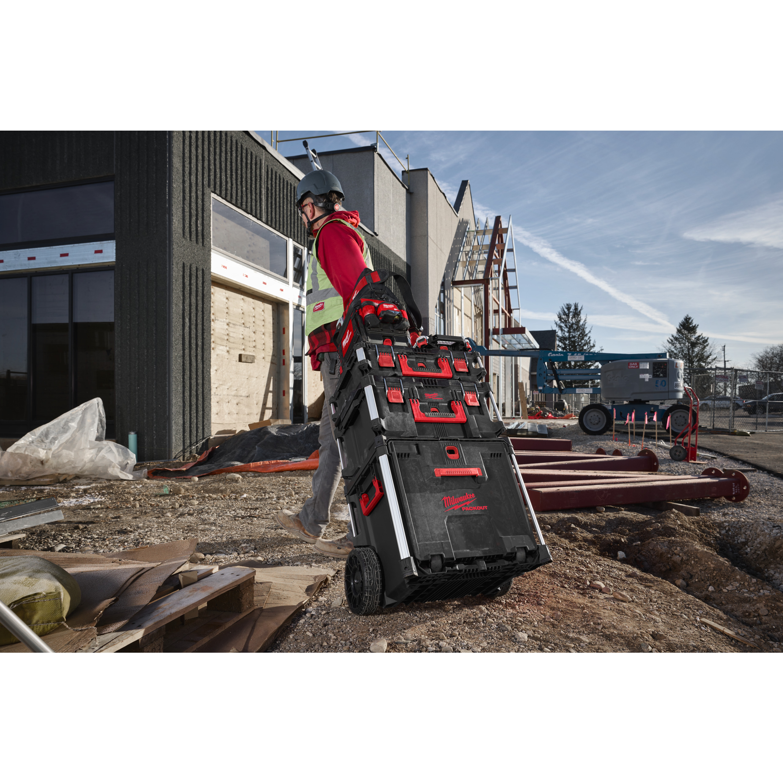 148076_Milwaukee_PACKOUT_Box_Trolley_met_lade_650_x_561x_472_p3