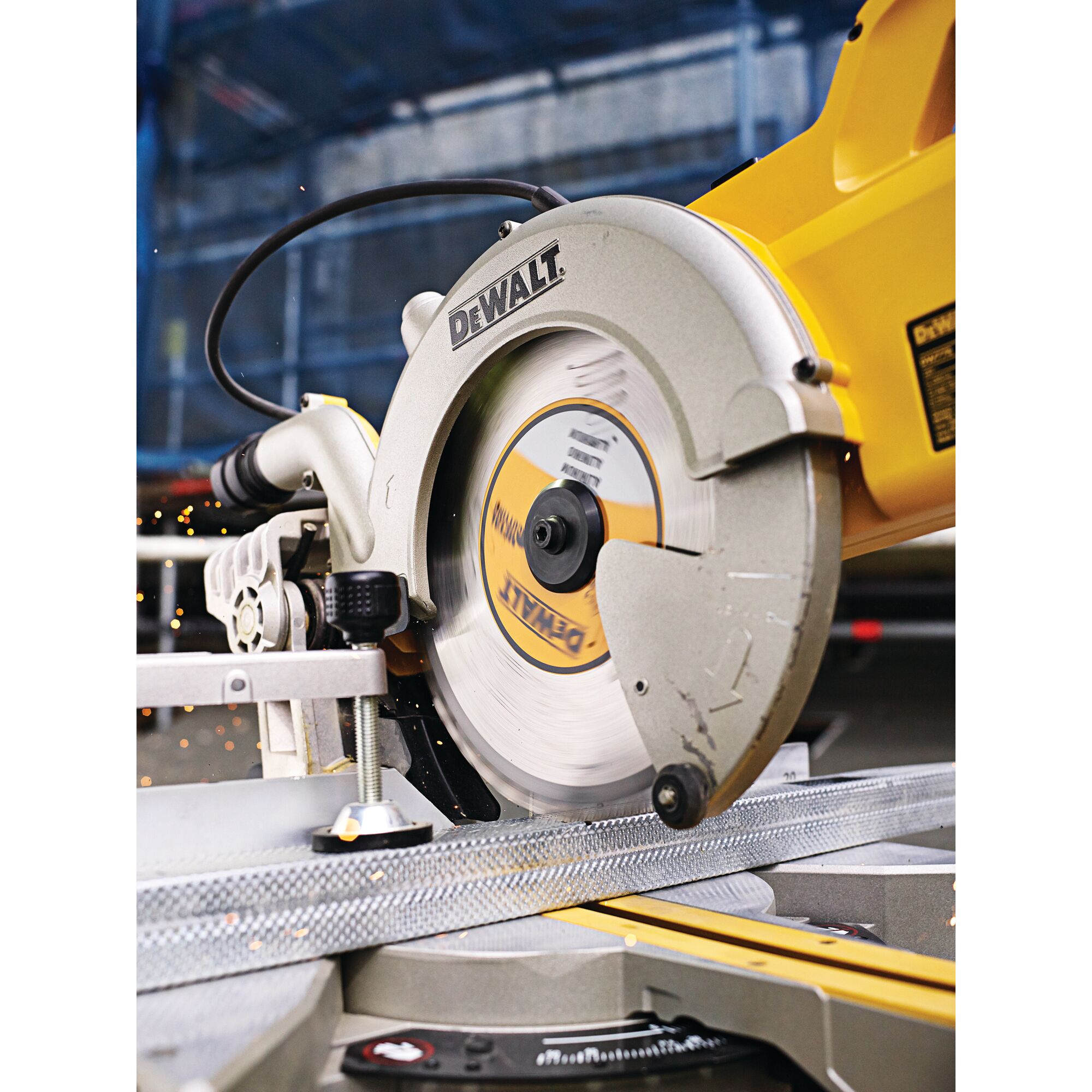 148517_Dewalt_Cirkelzaagblad_216x30x2_60_48T_Aluminium_TCG__5__DT1914_QZ_p3