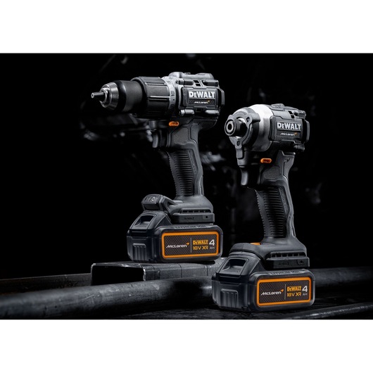 148972_DeWalt_18V_combiset_2_kit__DCD85M_DCF85M__Mclaren_2x4_0Ah_DCK200MM2T_QW_p27